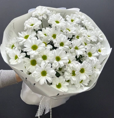 Монобукет из хризантем «Свадебная нежность»