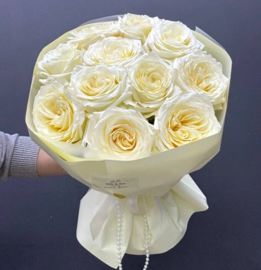 Монобукет из роз цвета шампань «Брызги игристого»