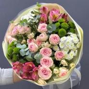 Сборный букет из кустовых роз и хризантем &laquo;Нежная весна&raquo; 0