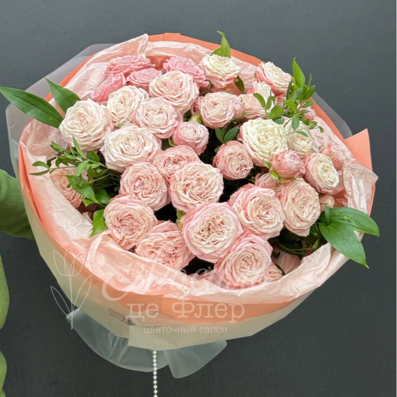 Монобукет из кустовых роз &laquo;Леди Бомбастик&raquo;