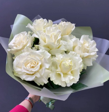 Монобукет из белых французских роз «Безе»