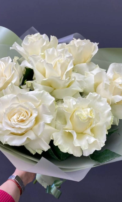 Монобукет из белых французских роз «Безе»