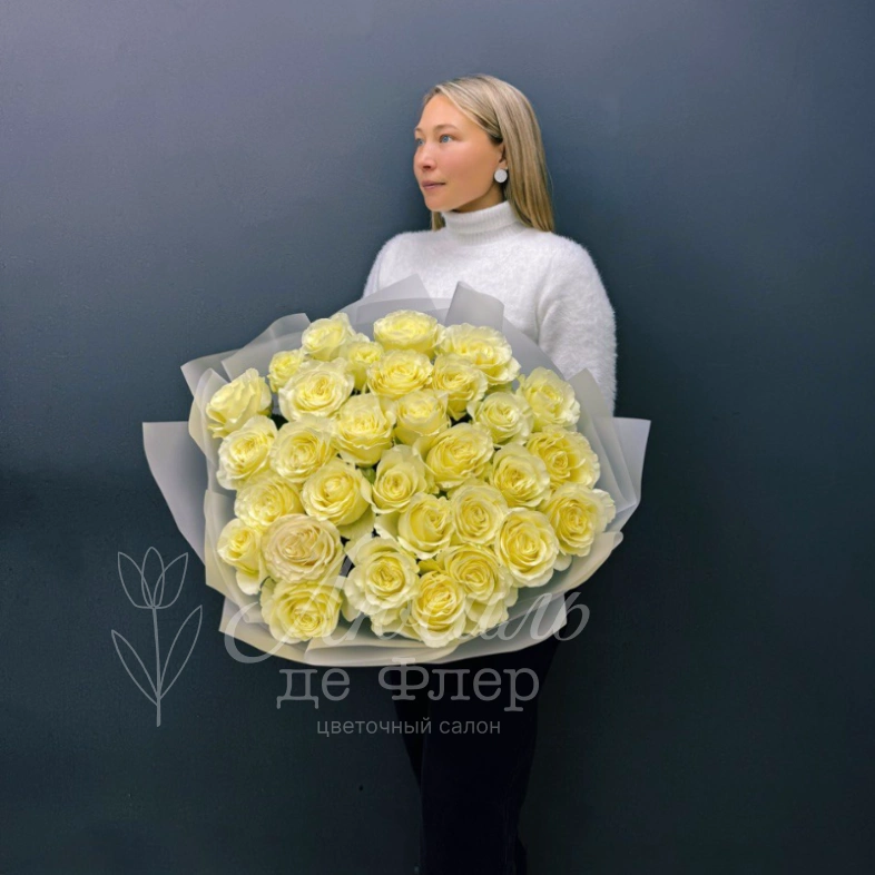 Монобукет из  31 розы &laquo;Белое облако&raquo;