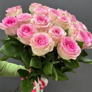 Монобукет из 25 розовых роз &laquo;Мадлен&raquo; 2